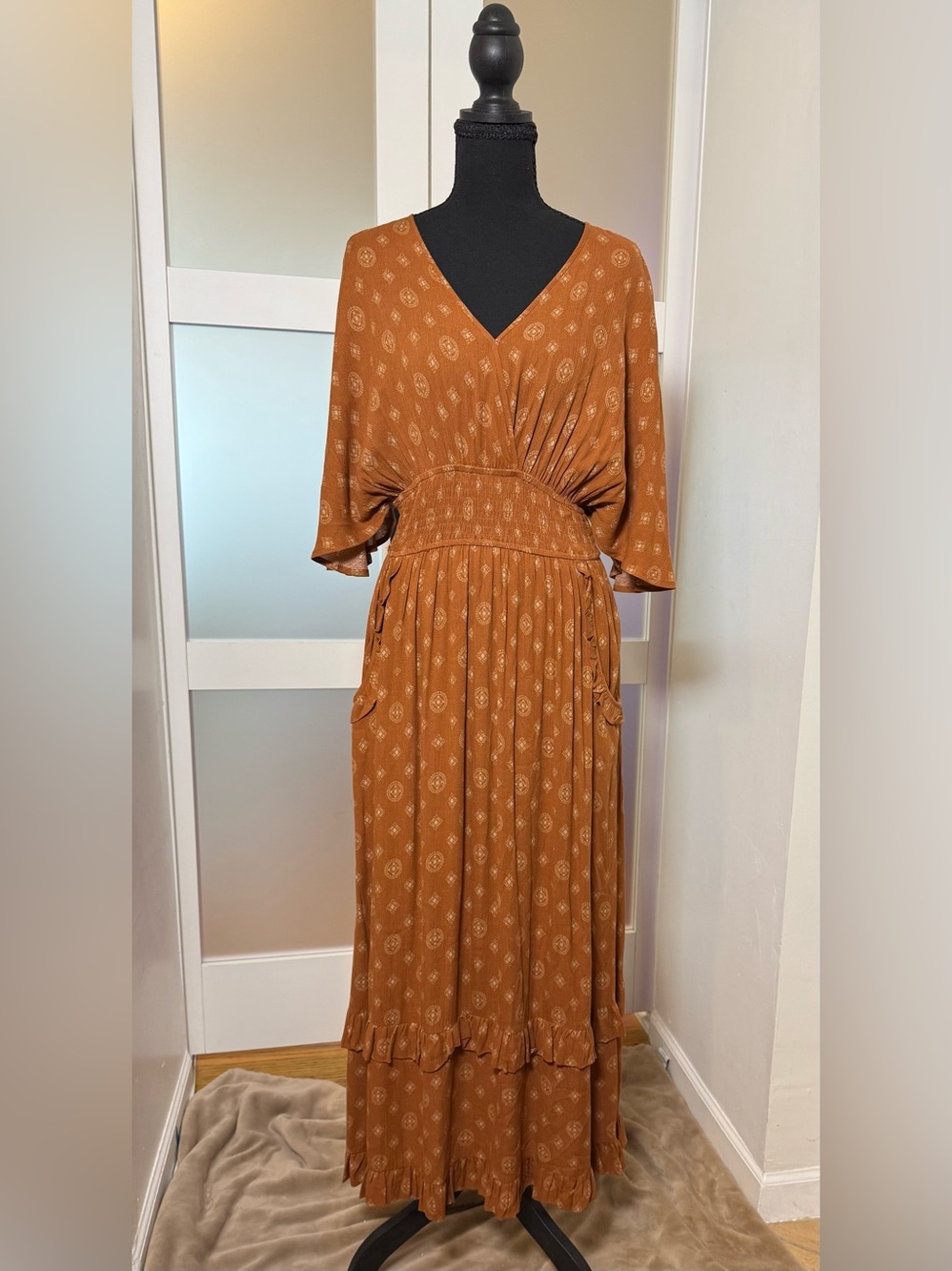 Storia Rust Ruffled Boho Maxi Dress with Smocked Waist, Ruffles, Size Small.